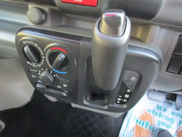 日産 クリッパーバン 5BD-DR17V(2WD)の写真21