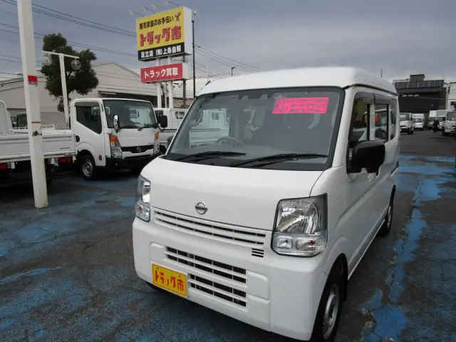日産 クリッパートラック 5BD-DR17V(2WD)の写真1