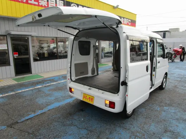 日産 クリッパートラック 5BD-DR17V(2WD)の写真2