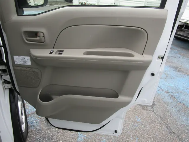 日産 クリッパートラック 5BD-DR17V(2WD)の写真35