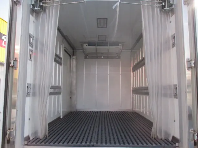 トヨタ ダイナ 2RG-XZC605(2WD)の写真15