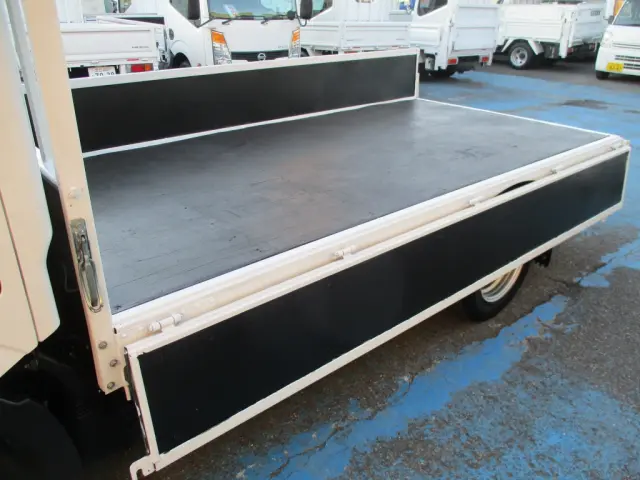 日産 アトラス CBF-SQ2F24(2WD)の写真13