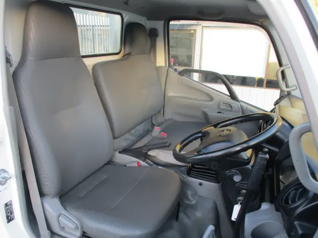 日野 デュトロ TKG-XZC610T(2WD)の写真6