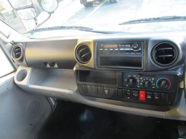 日野 デュトロ TKG-XZC610T(2WD)の写真26