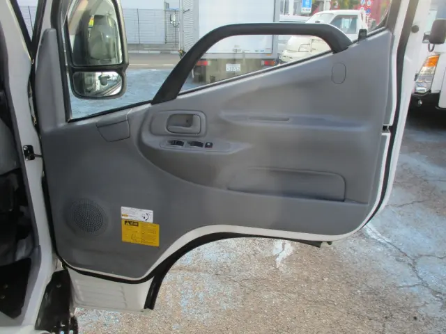 日野 デュトロ TKG-XZC610T(2WD)の写真37