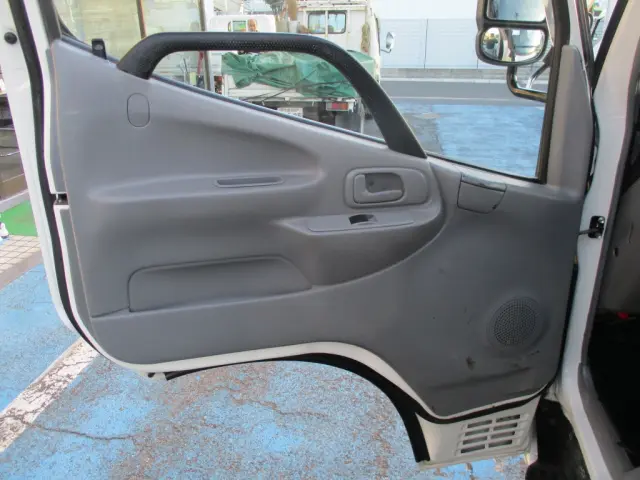 日野 デュトロ TKG-XZC610T(2WD)の写真38