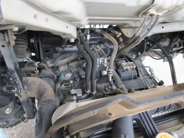 いすゞ エルフ TPG-NKR85AD(2WD)の写真14