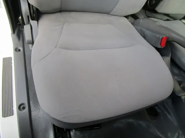 いすゞ エルフ TPG-NKR85AR(2WD)の写真36