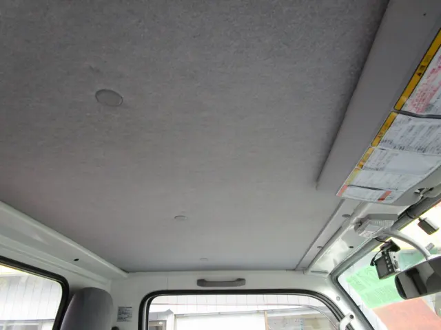 いすゞ エルフ TPG-NKR85AR(2WD)の写真39