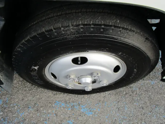 いすゞ エルフ TPG-NKR85AR(2WD)の写真48