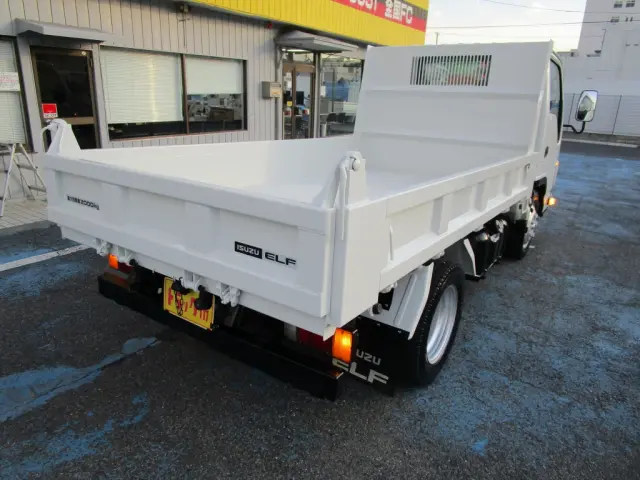 いすゞ エルフ TPG-NJR85AD(2WD)の写真3