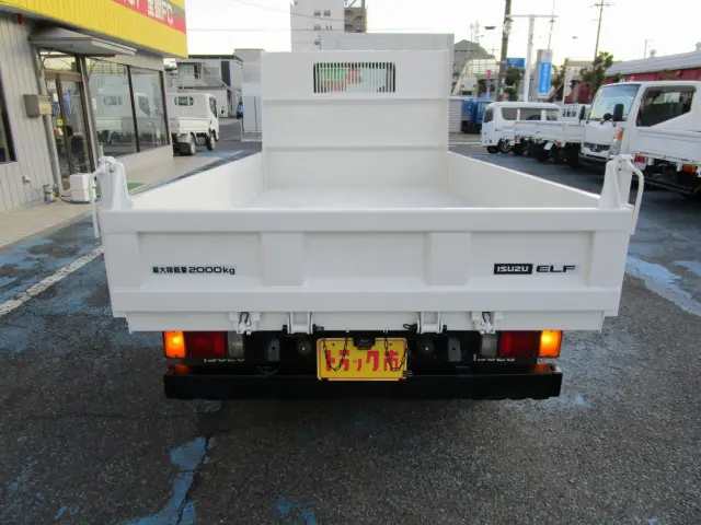 いすゞ エルフ TPG-NJR85AD(2WD)の写真5