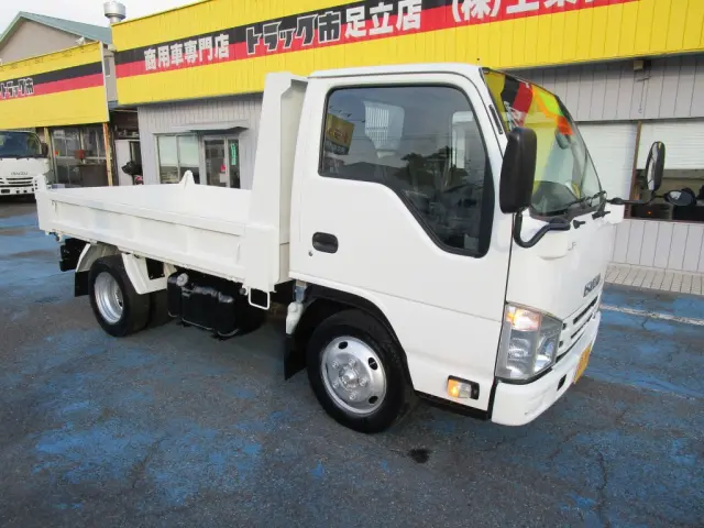 いすゞ エルフ TPG-NJR85AD(2WD)の写真12