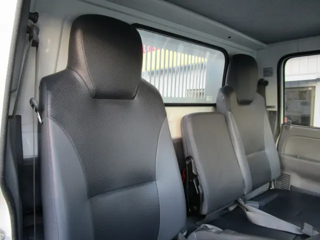 いすゞ エルフ TPG-NJR85AD(2WD)の写真29