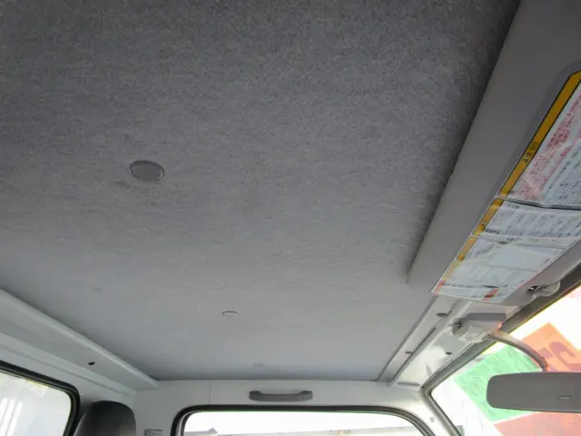 いすゞ エルフ TPG-NJR85AD(2WD)の写真37