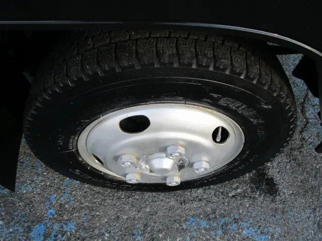 いすゞ エルフ TPG-NJR85AD(2WD)の写真41