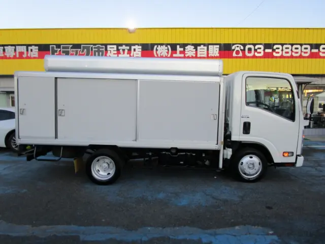 いすゞ エルフ TRG-NLR85N(2WD)の写真8