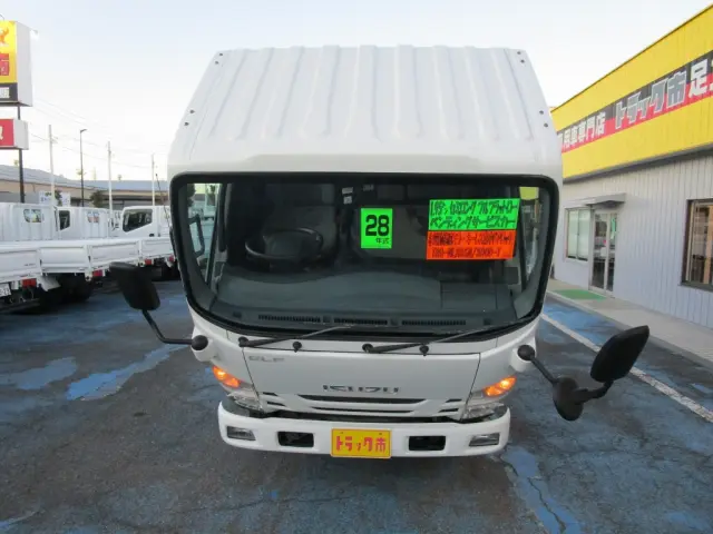 いすゞ エルフ TRG-NLR85N(2WD)の写真19