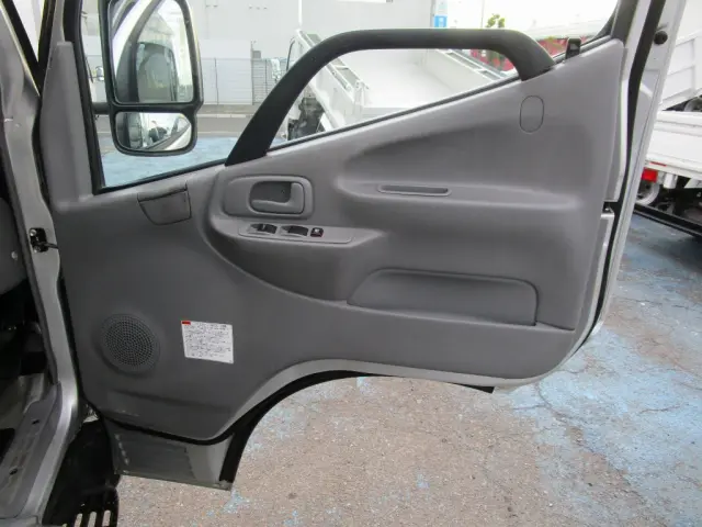 日野 デュトロ TKG-XZC605M(2WD)の写真29