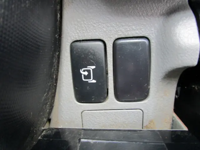 日野 デュトロ TKG-XZC605M(2WD)の写真42