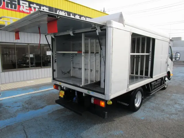 トヨタ トヨエース TKG-XZC645(2WD)の写真2