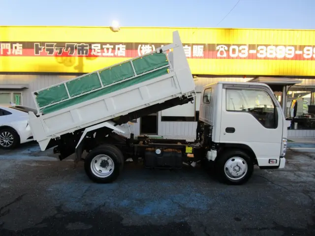 いすゞ エルフ TPG-NKR85AN(2WD)の写真8