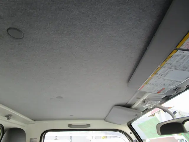 いすゞ エルフ TPG-NKR85AN(2WD)の写真33