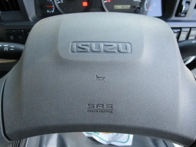 いすゞ エルフ TPG-NKR85AN(2WD)の写真38