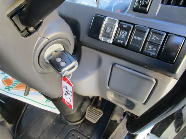いすゞ エルフ TPG-NKR85AN(2WD)の写真40