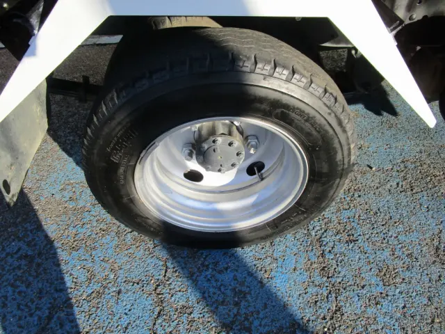 いすゞ エルフ TPG-NKR85AN(2WD)の写真43