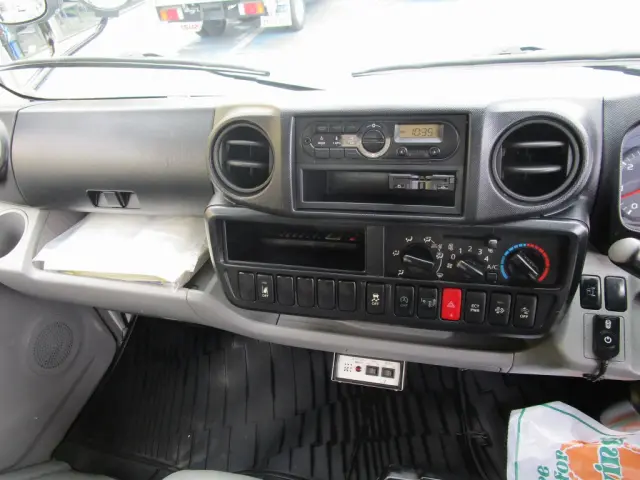 日野 デュトロ TPG-XZU655M(2WD)の写真32