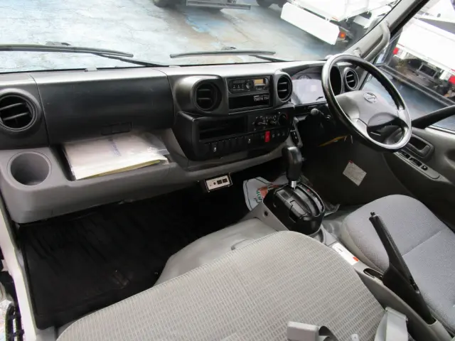 日野 デュトロ TPG-XZU655M(2WD)の写真37