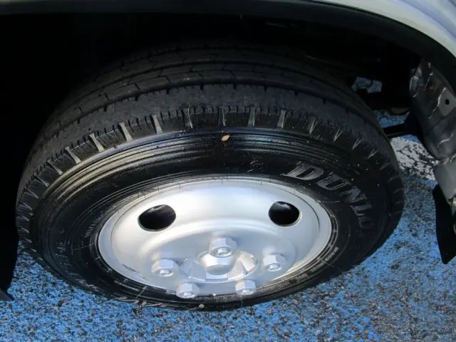 いすゞ エルフ TKG-NMR85N(2WD)の写真47