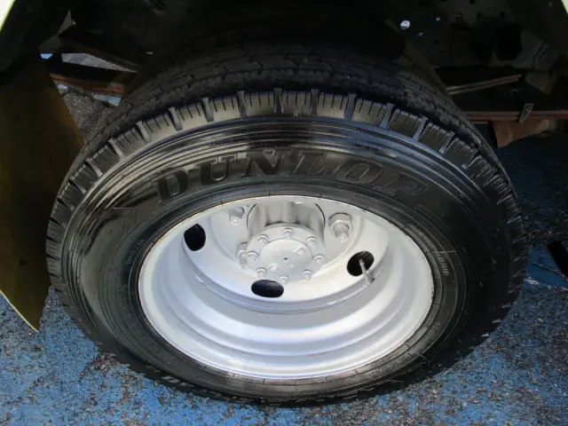 いすゞ エルフ TKG-NMR85N(2WD)の写真49