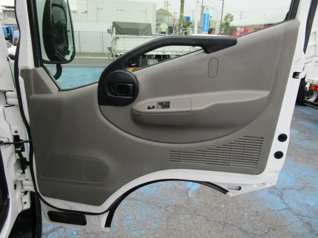 日産 アトラス CBF-SQ2F24(2WD)の写真37