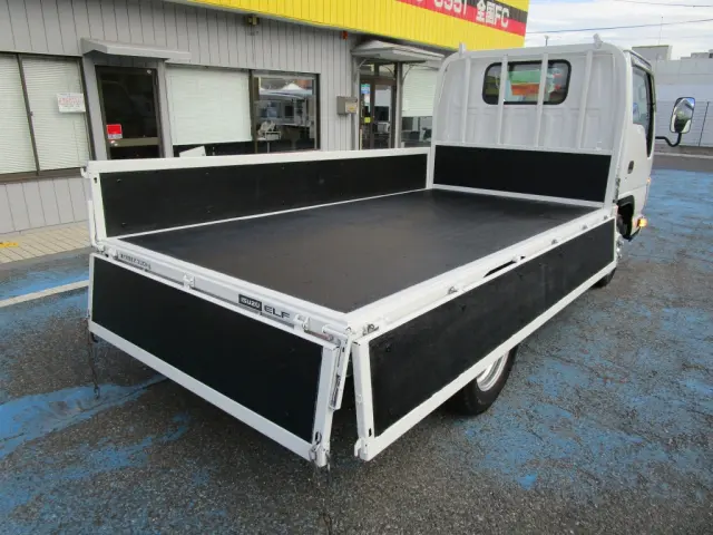 いすゞ エルフ TKG-NJR85A(2WD)の写真2