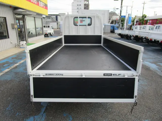 いすゞ エルフ TKG-NJR85A(2WD)の写真4