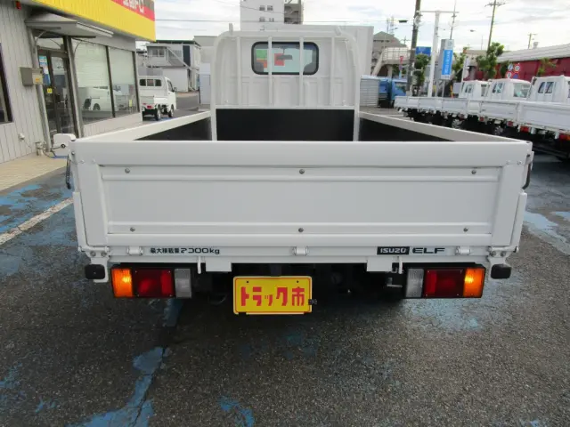 いすゞ エルフ TKG-NJR85A(2WD)の写真5