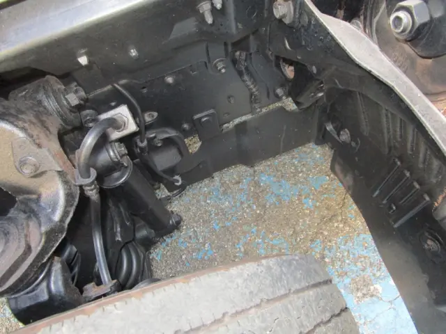 いすゞ エルフ TKG-NJR85A(2WD)の写真24