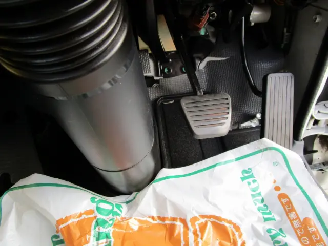 いすゞ エルフ TKG-NJR85A(2WD)の写真28