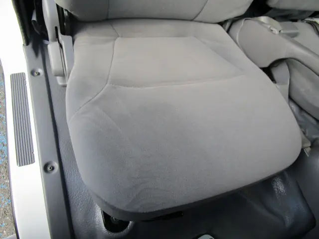 いすゞ エルフ TKG-NJR85A(2WD)の写真30