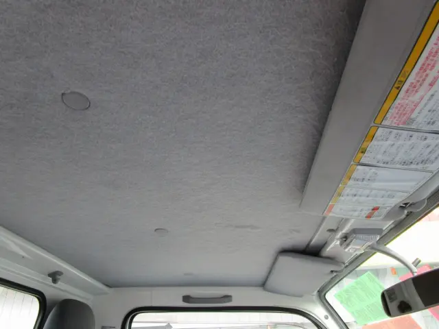 いすゞ エルフ TKG-NJR85A(2WD)の写真33