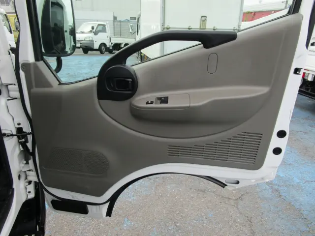 日産 アトラス CBF-SQ2F24(2WD)の写真29