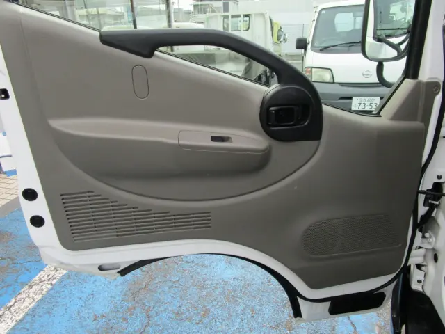 日産 アトラス CBF-SQ2F24(2WD)の写真30