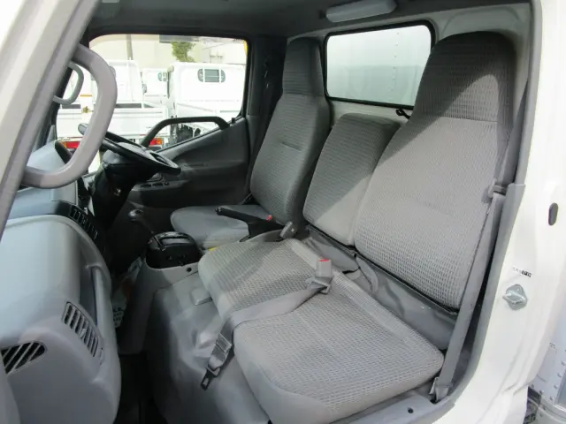 トヨタ ダイナ ABF-TRY230(2WD)の写真6