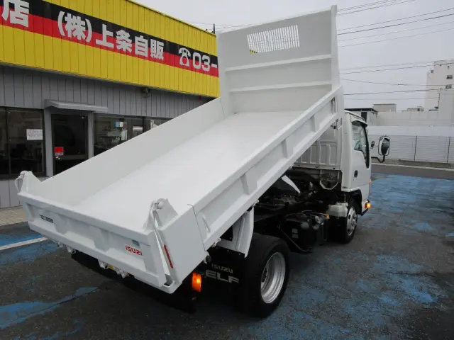 いすゞ エルフ TPG-NJR85AN(2WD)の写真2