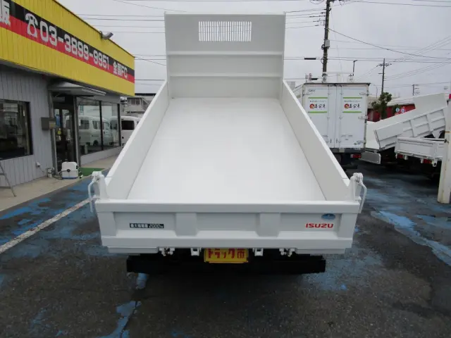 いすゞ エルフ TPG-NJR85AN(2WD)の写真6