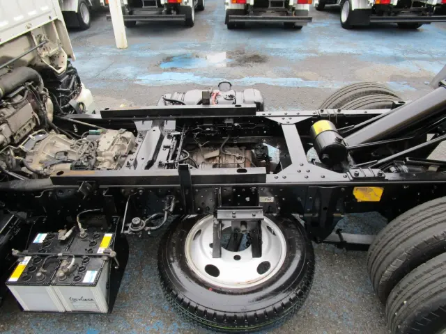 いすゞ エルフ TPG-NJR85AN(2WD)の写真17