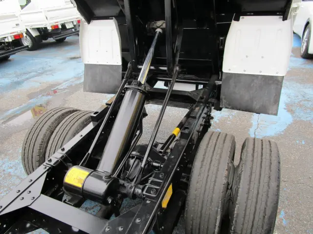 いすゞ エルフ TPG-NJR85AN(2WD)の写真18