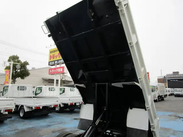 いすゞ エルフ TPG-NJR85AN(2WD)の写真20